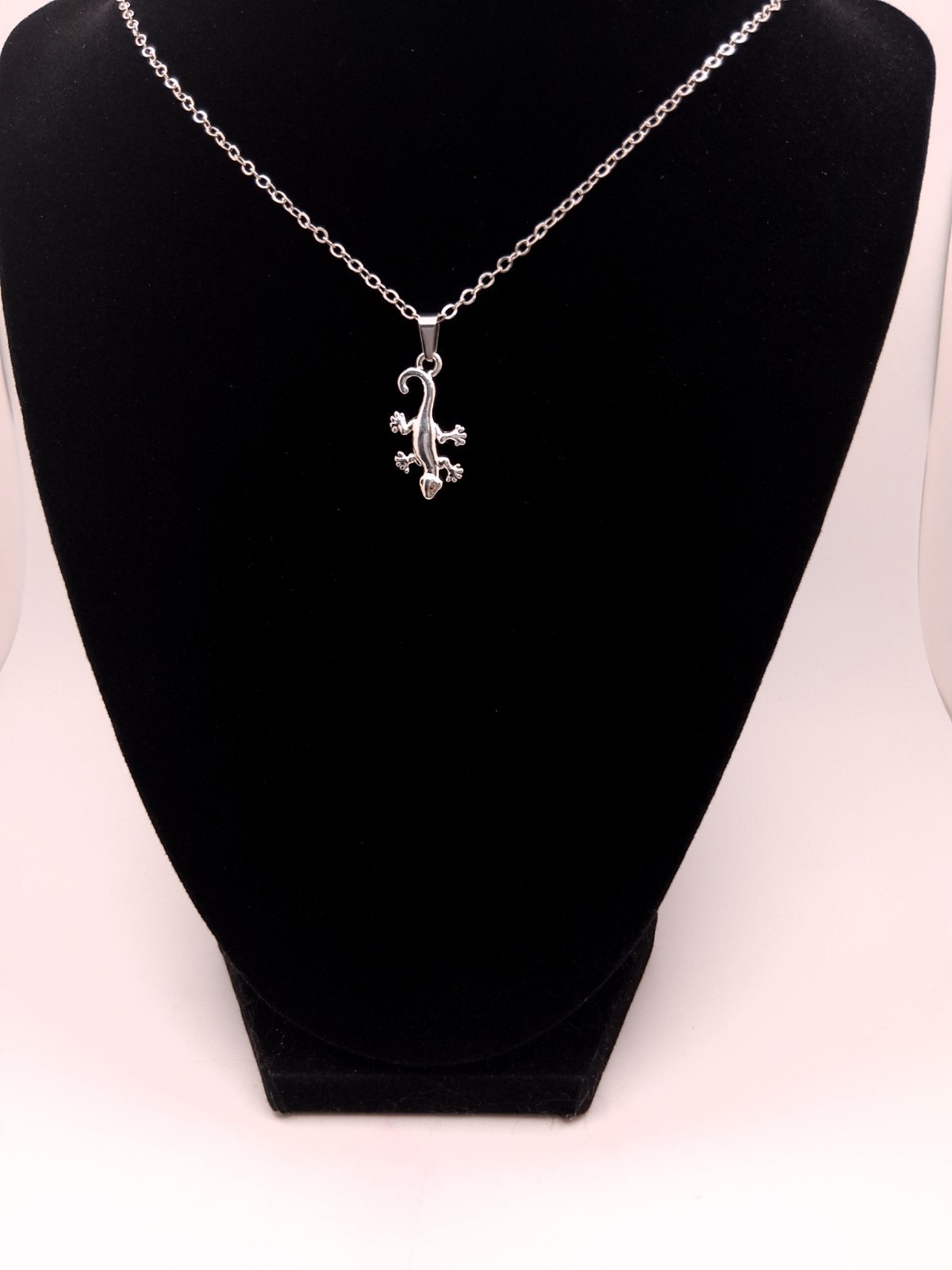 Tiny Gecko Lizard Charm Pendant Necklace Simple Minimalist Gift Silver Toned
