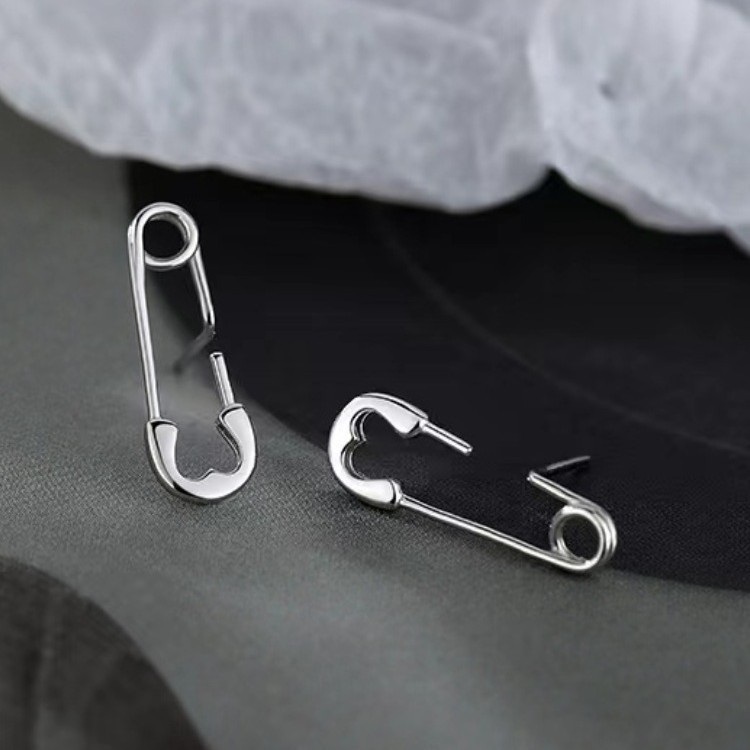 Cute Paper Clip Shaped 925 Sterling Silver Stud Earrings