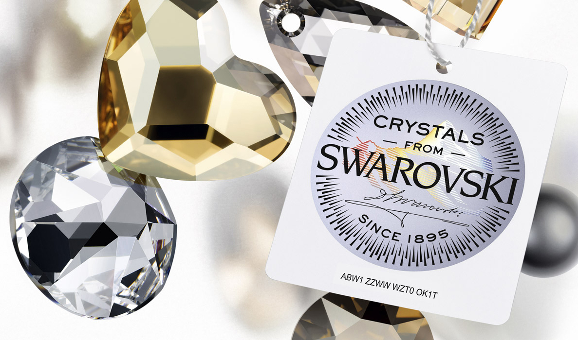 Crystals From Swarovski Tasha Lock Pendant Necklace Rhodium 7208t
