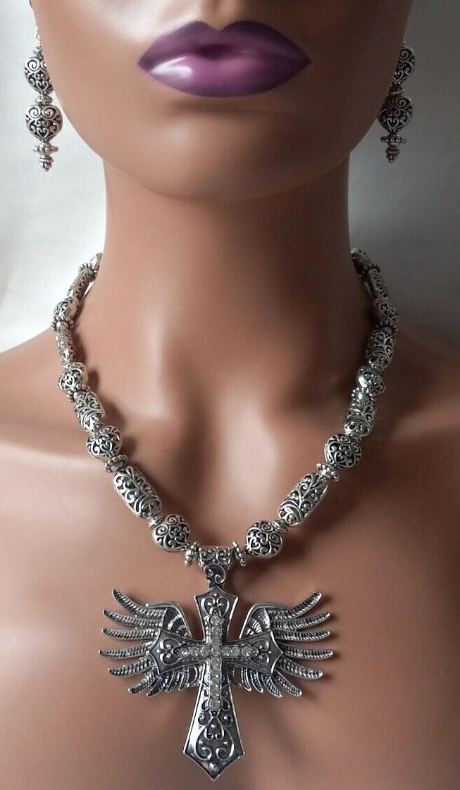 Biker Heavy Metal Wings Cross Rhinestone Hearts Silver Necklace Earring Set