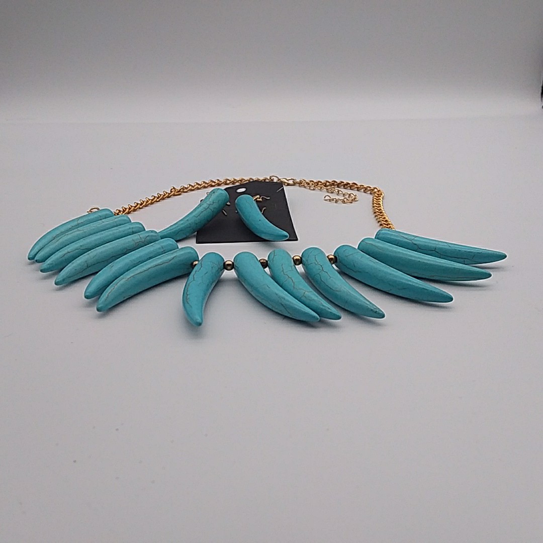 Southwestern Inspired Faux Turquoise Spike Necklace Earring Boho Western Howlite