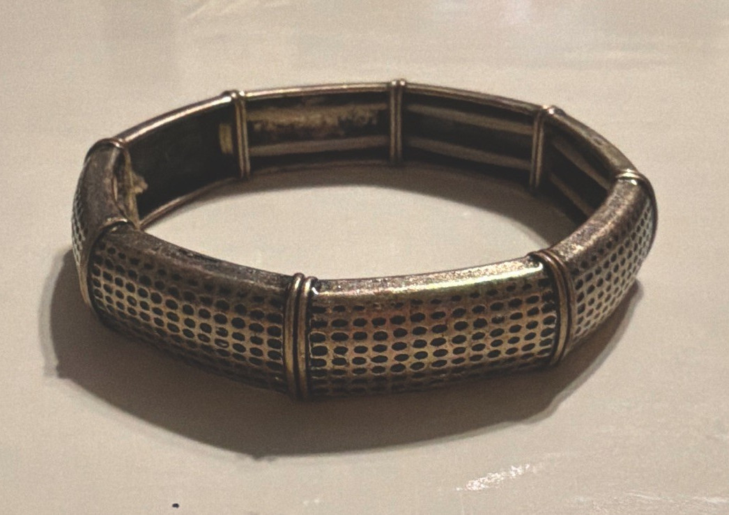 Gold Tone Stretch Bangle Bracelet Textured Metal No Stone No Secondary Stone