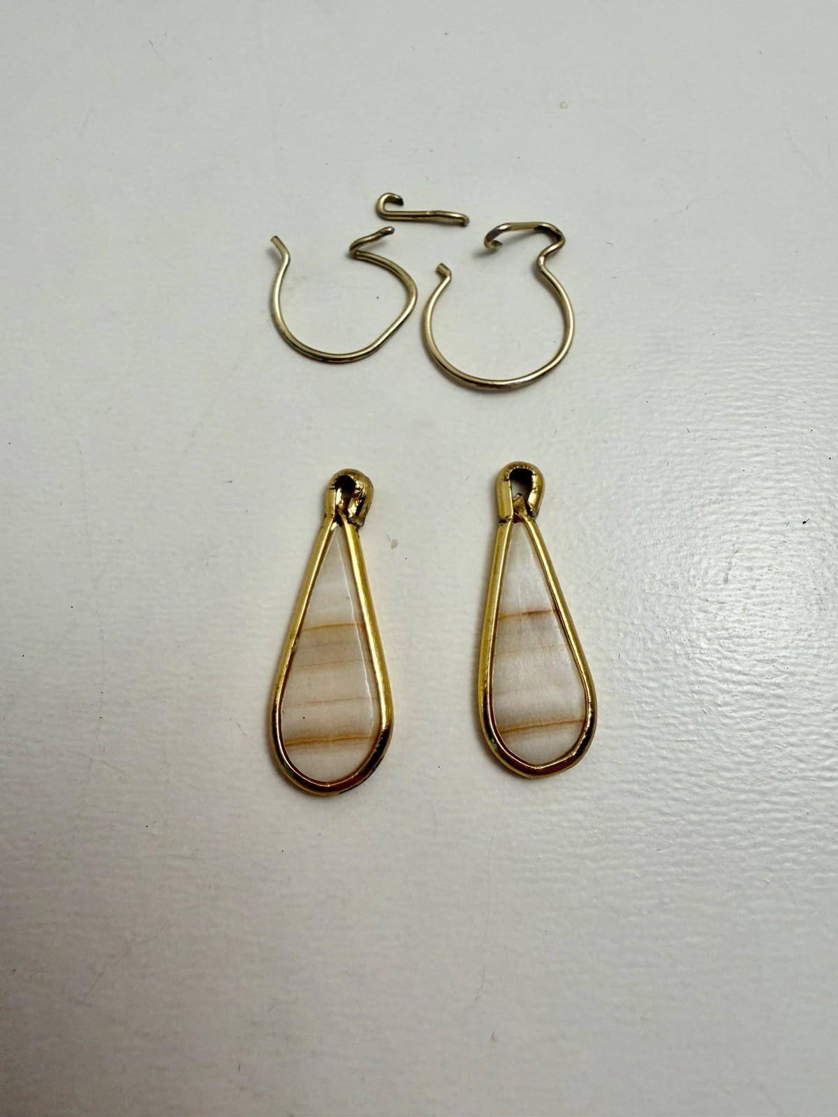18k Yellow Gold Hook Wires & 18k GP Agate 1” Teardrop Earrings TESTED 1.6g READ