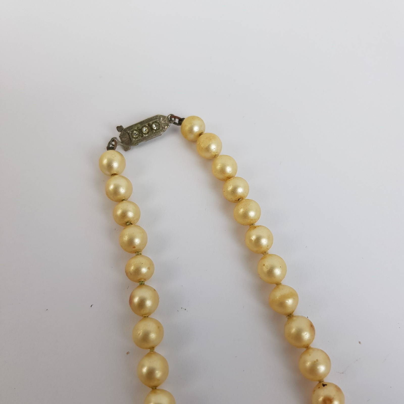 JOB LOT X4 Simulated Pearl Necklaces Various Lengths (See Description)