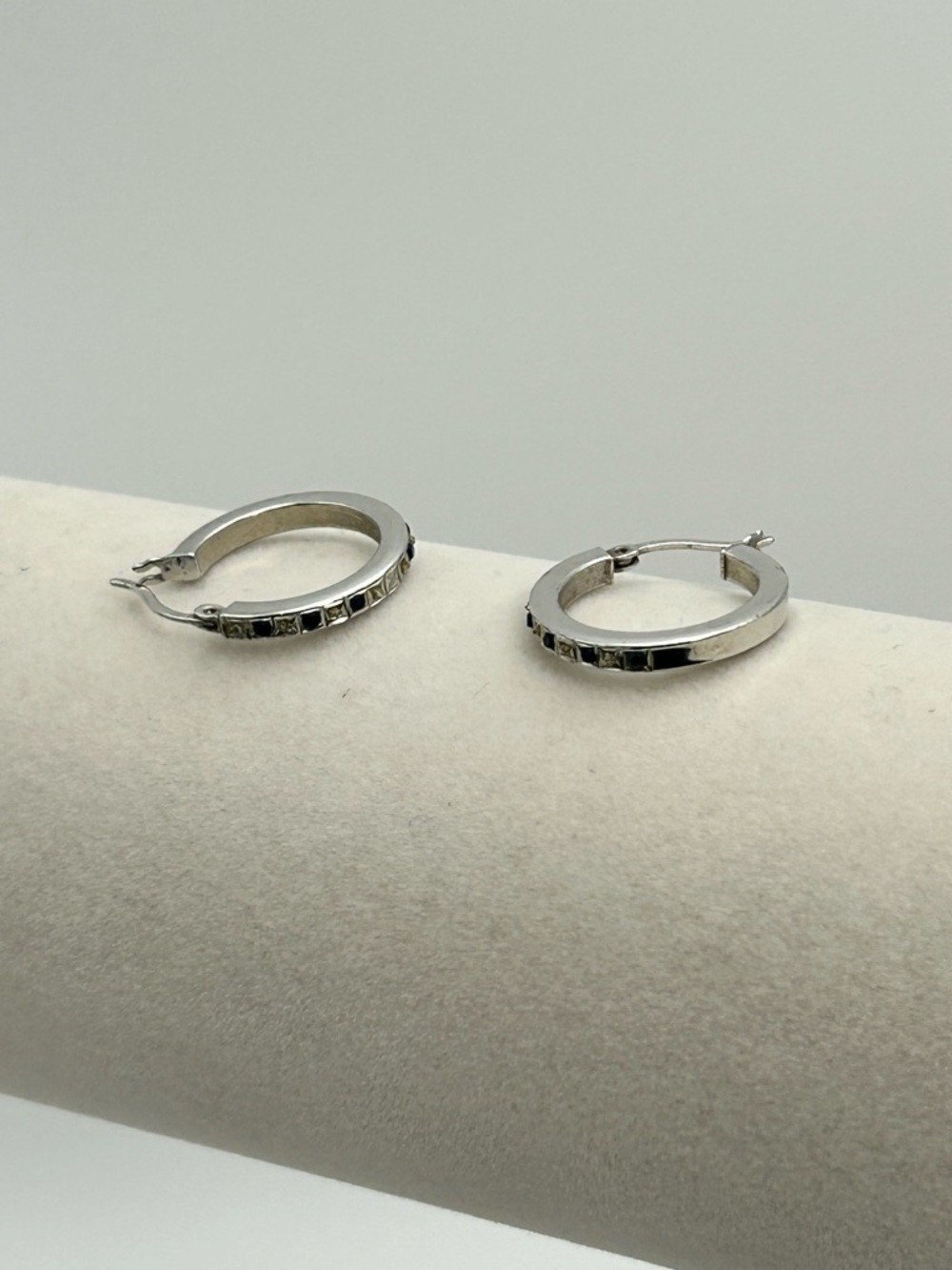 Sterling Silver Crystal Hoop Earrings Blue & Clear Crystals 1″ Stamped 925 SLC