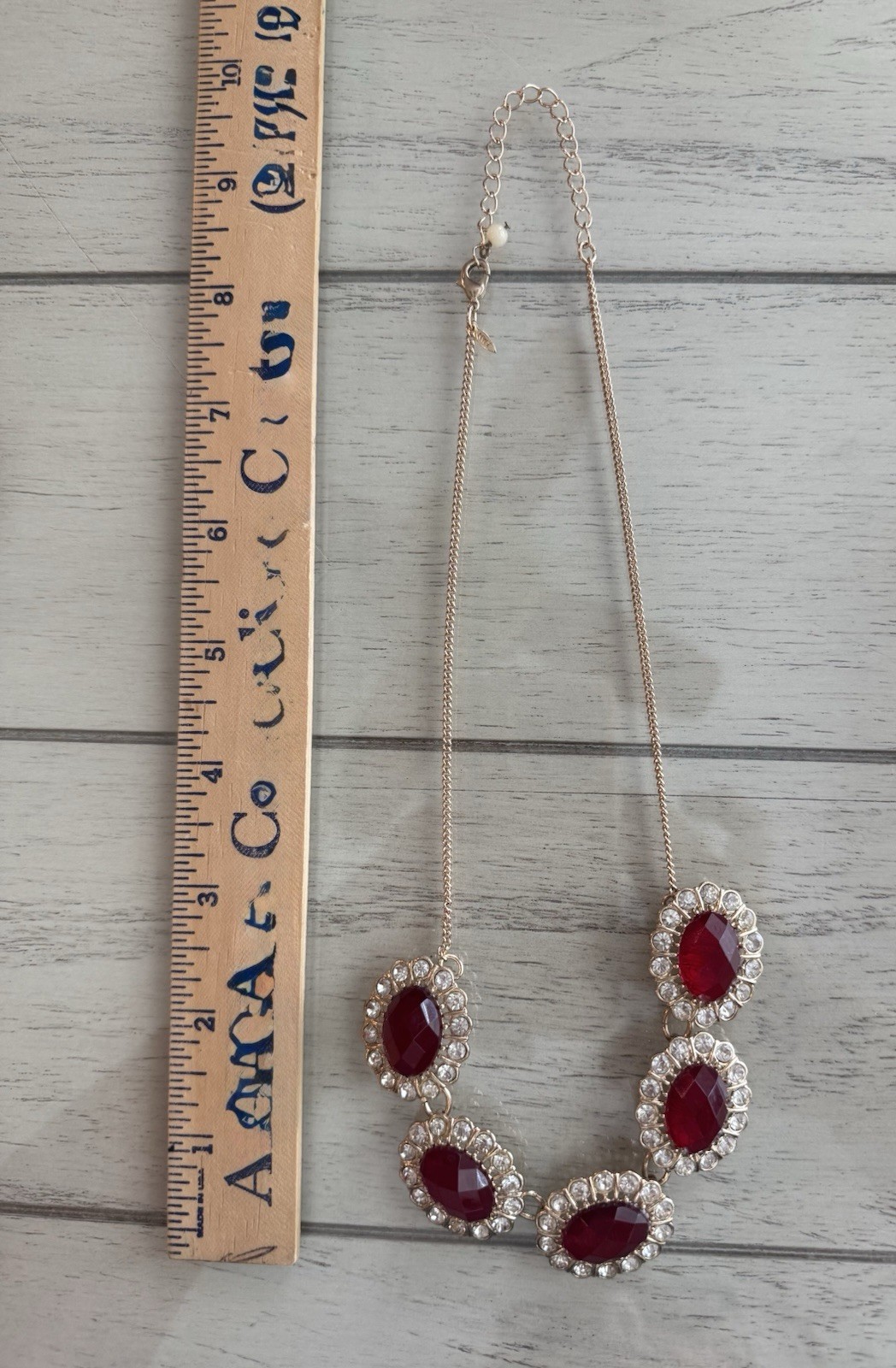 Avon Signature Collection Red Royal Elegance Necklace Gold Tone