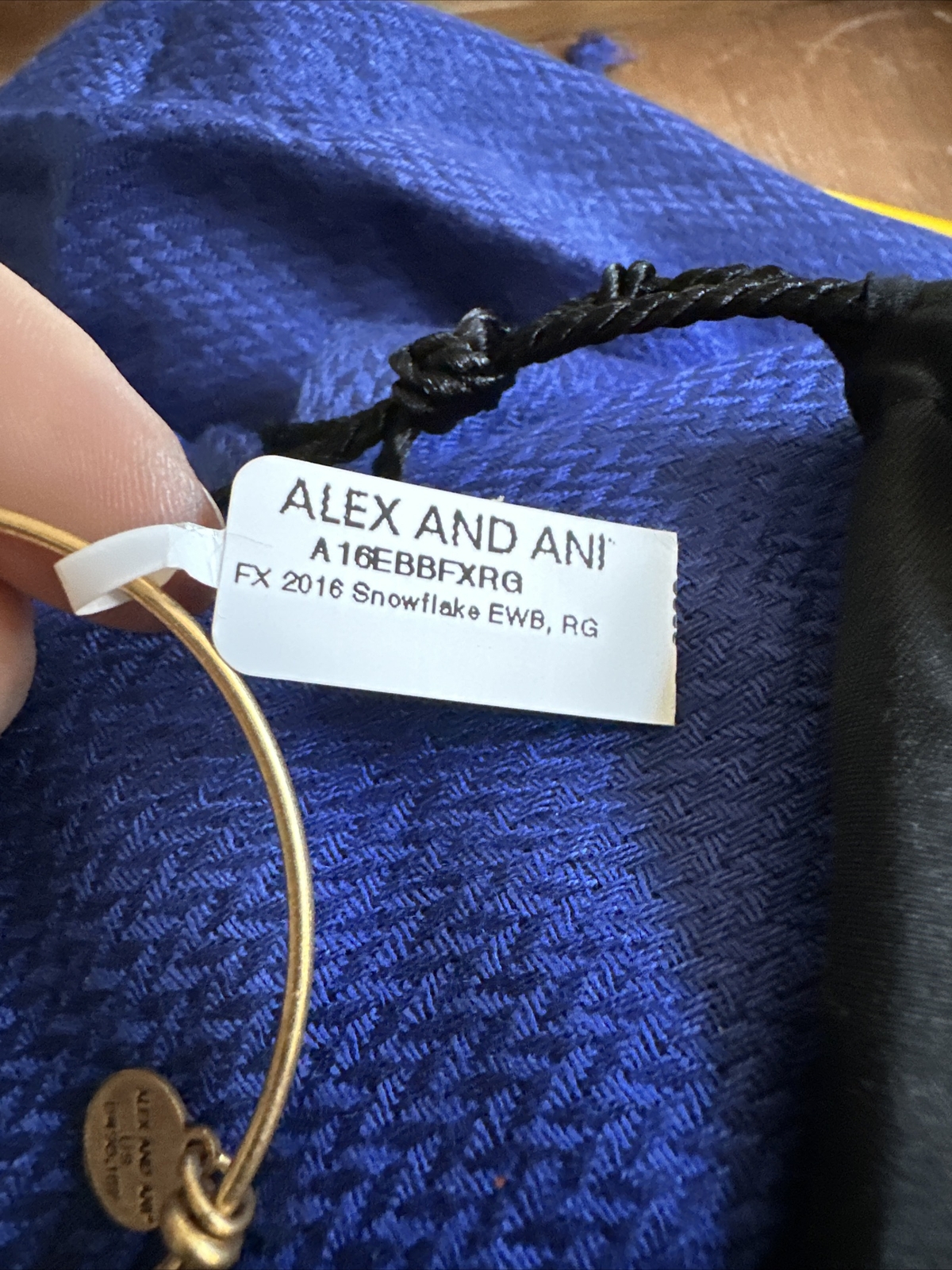 ALEX and ANI “Snowflake” Ornament, Gold Metallic Holiday Charm Bangle: NWT *HTF*