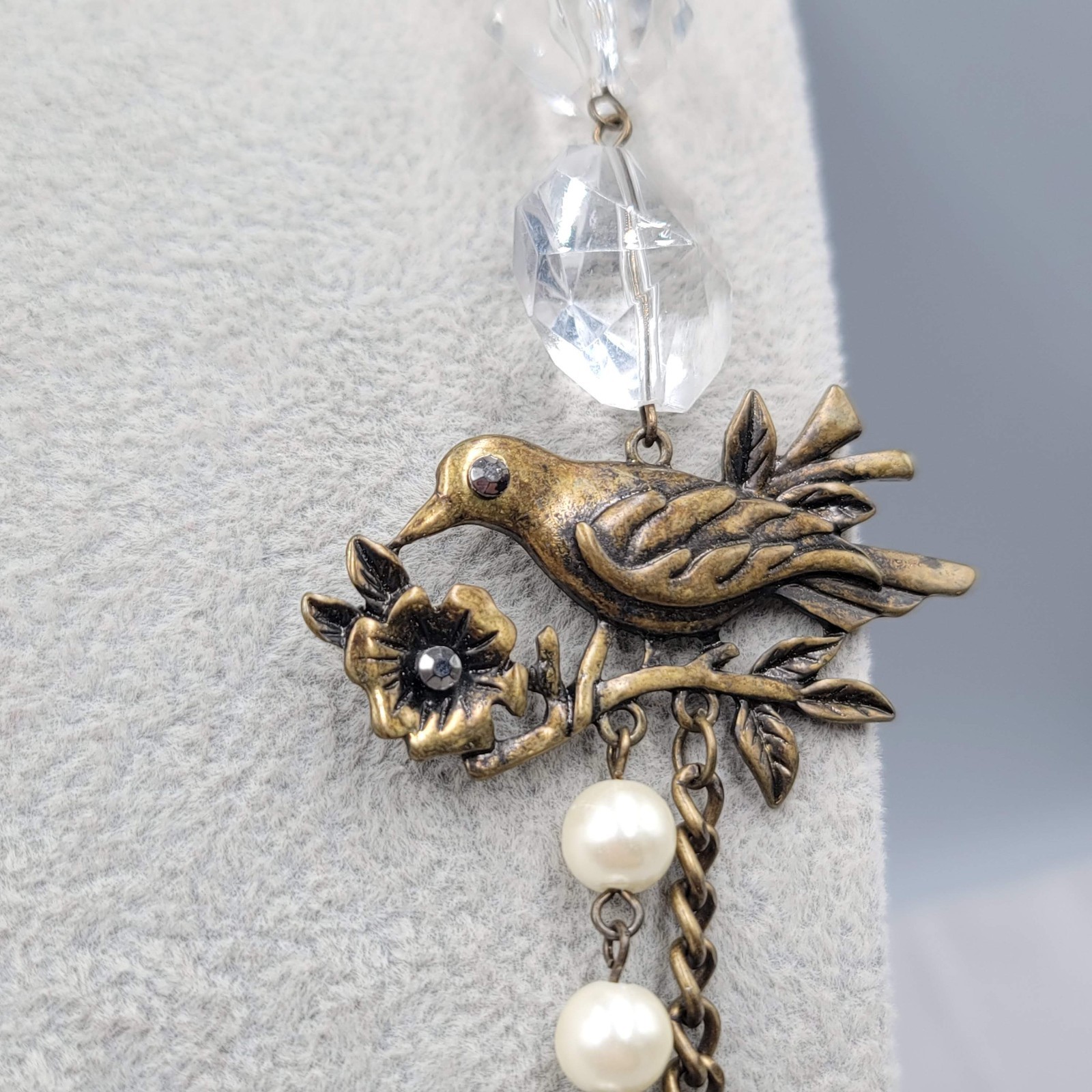 Embossed Metal Bird White Bead Necklace Bronze tone Chain 32″