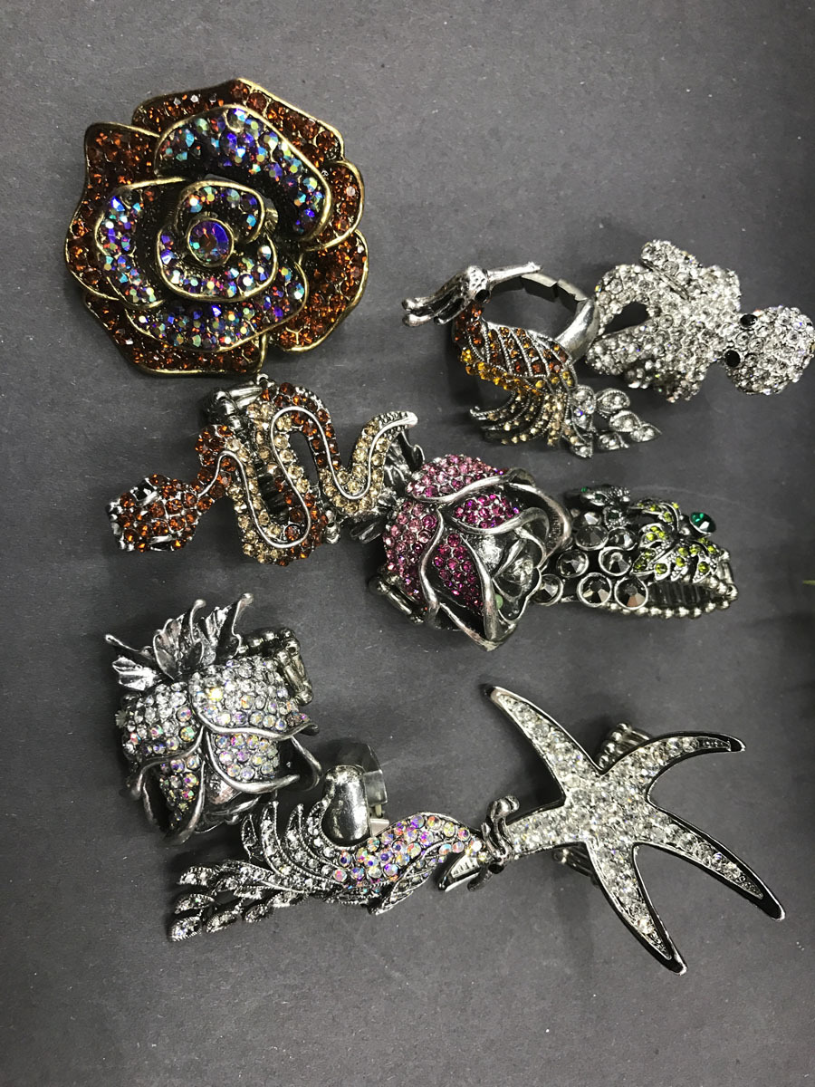 Wholesale Jewelry lot 10 pc stretch/adjustable rhinestone crystal mix rings