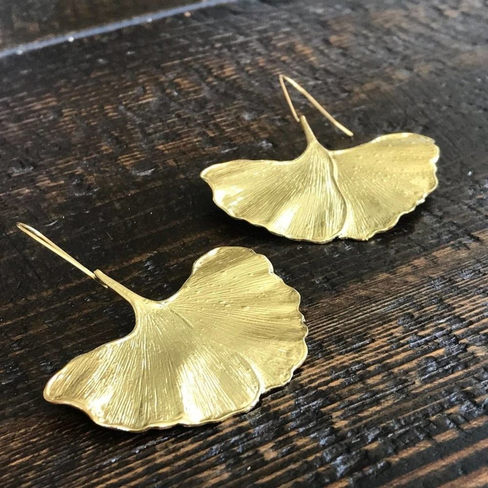 Ginkgo Leaf Gold tone Fan Statement Drop Earrings NEW! 630A4