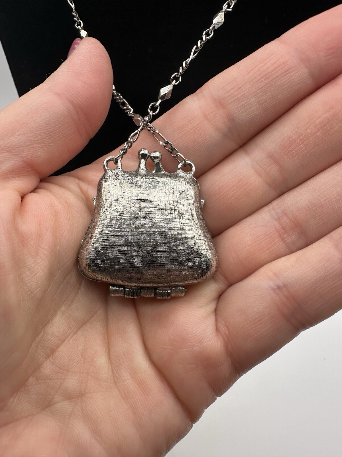 Statement Necklace Silver Tone Cable Chain Green Enamel Purse Locket Pendant