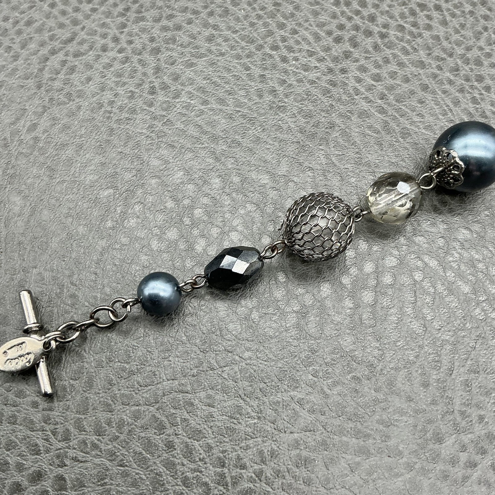 Cookie Lee Bracelet Silver Tone Gray Beaded Womens 8 Inch Toggle Clasp Jewelry