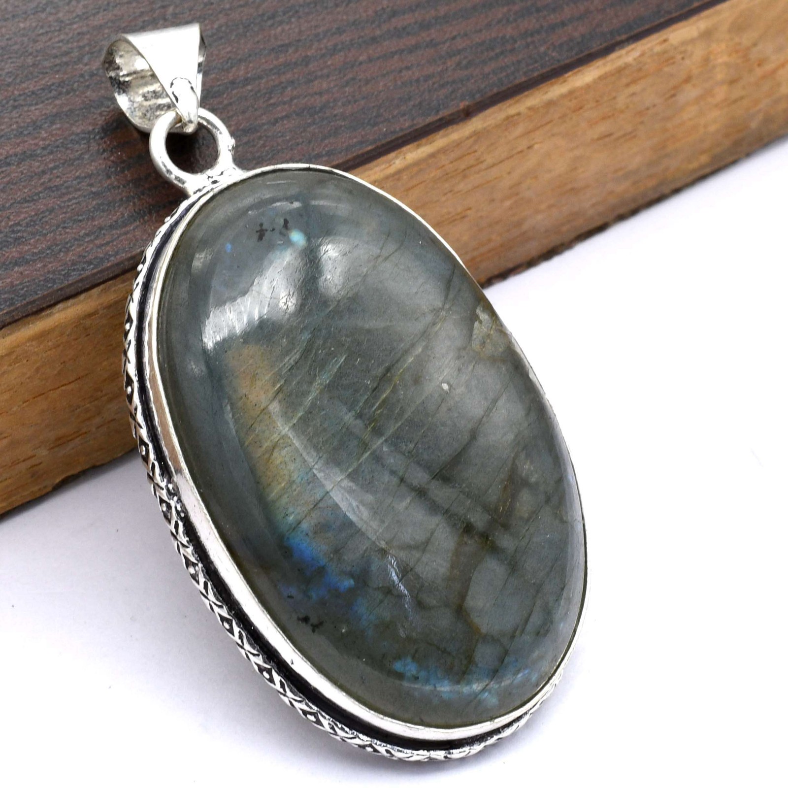 Labradorite Natural Gemstone Pendant Jewelry 1″ P 2733