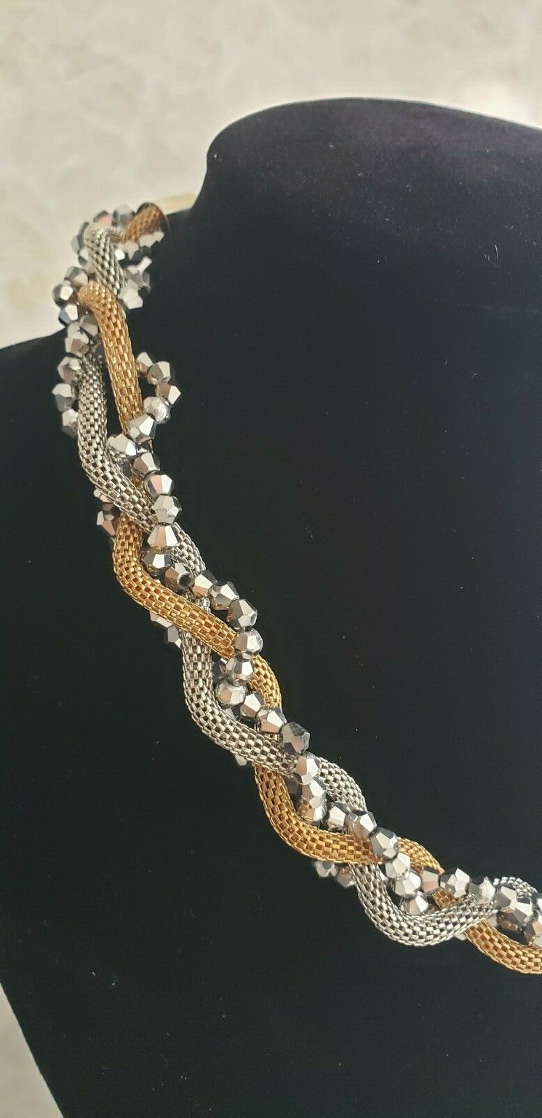 FASHION JEWELRY NECKLACE BRAIDED MULTI COLOR GOLD and SILVER TONES