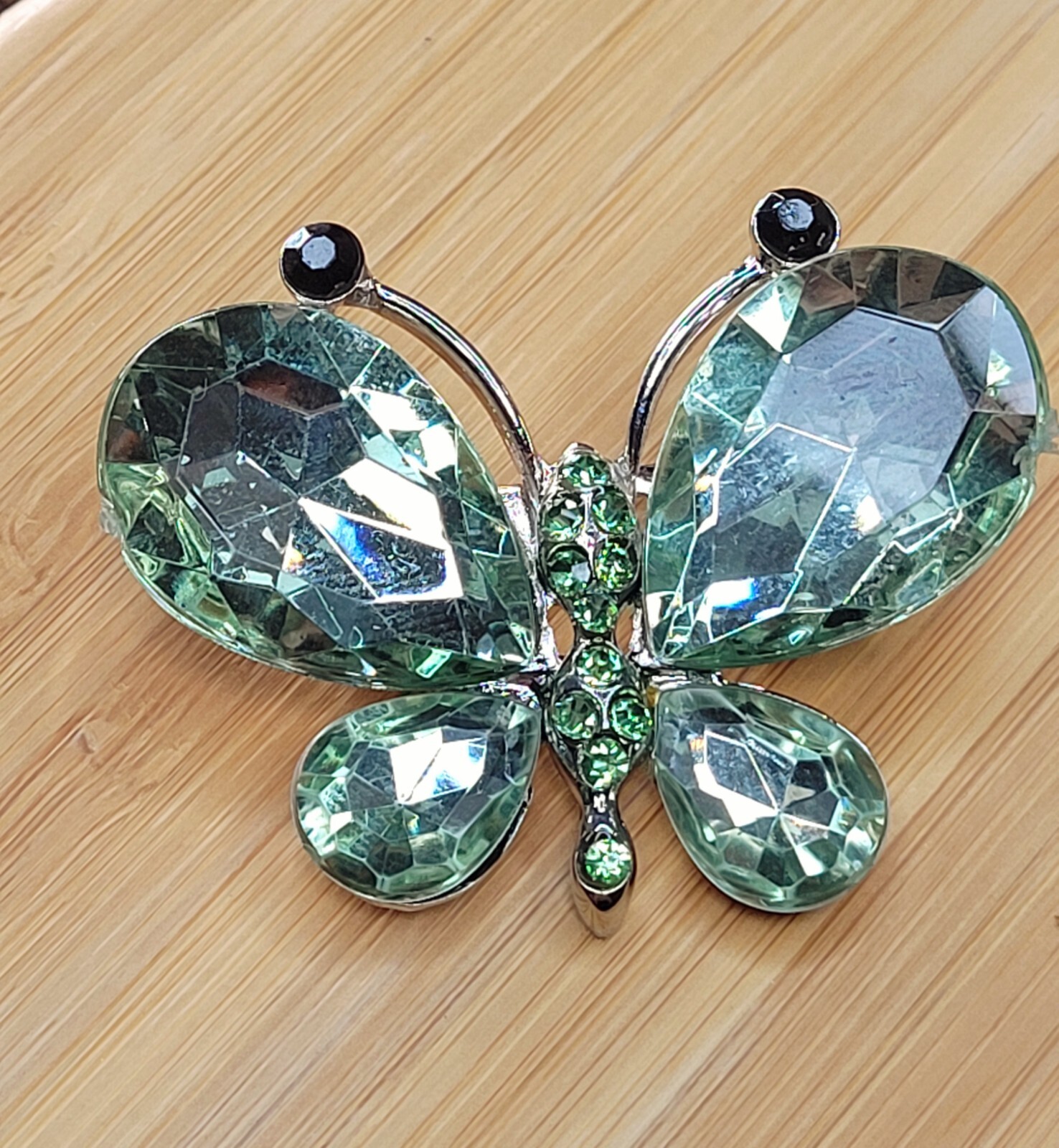 Green Butterfly Vintage Brooch Bow Handmade, New, Gift bag Included, BRAND NEW
