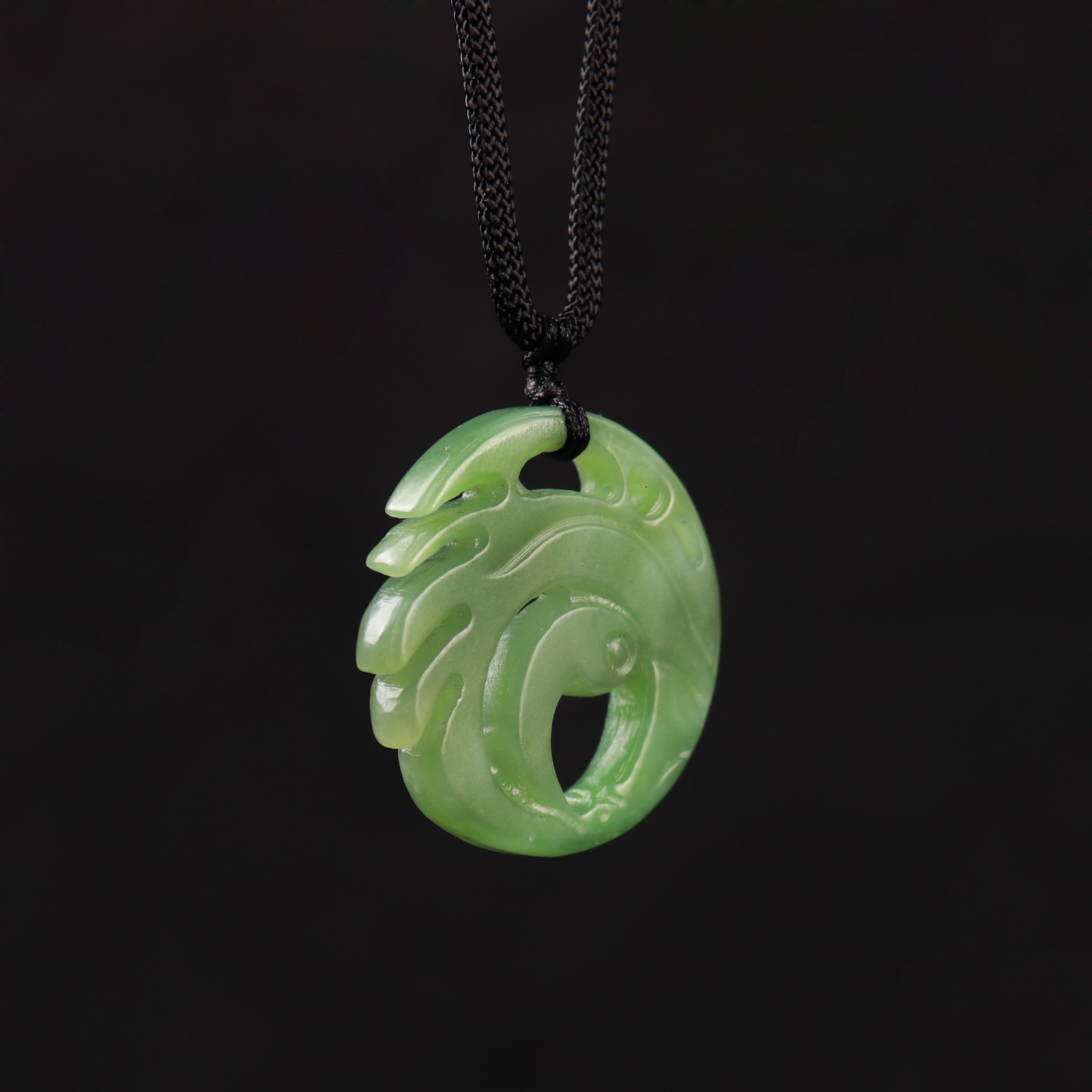 Handmade Tomb Raider Necklace Lara Croft Cosplay Jade Pendant