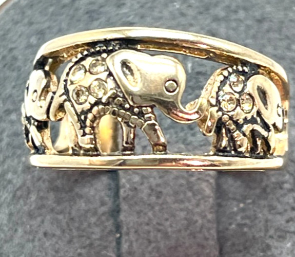 Ring Rose Gold Tone Band with Elephant Pattern Surrounding. Cz Accents Size 6