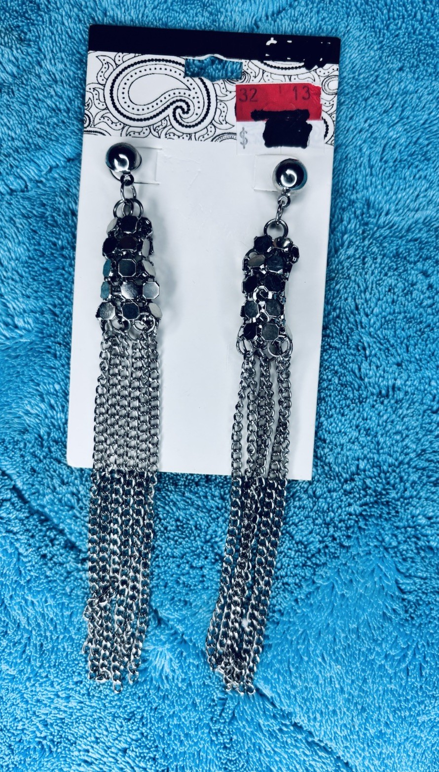 Lot Of 8 Pair Fashion Earrings…new