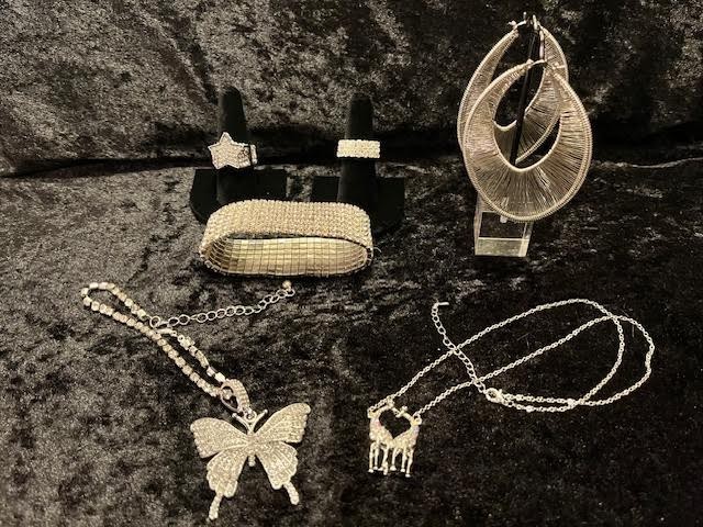 Sparkly Jewelry Lot: 2 Rings, 2 Bracelets, 1 Set Earrings, 1 Necklace