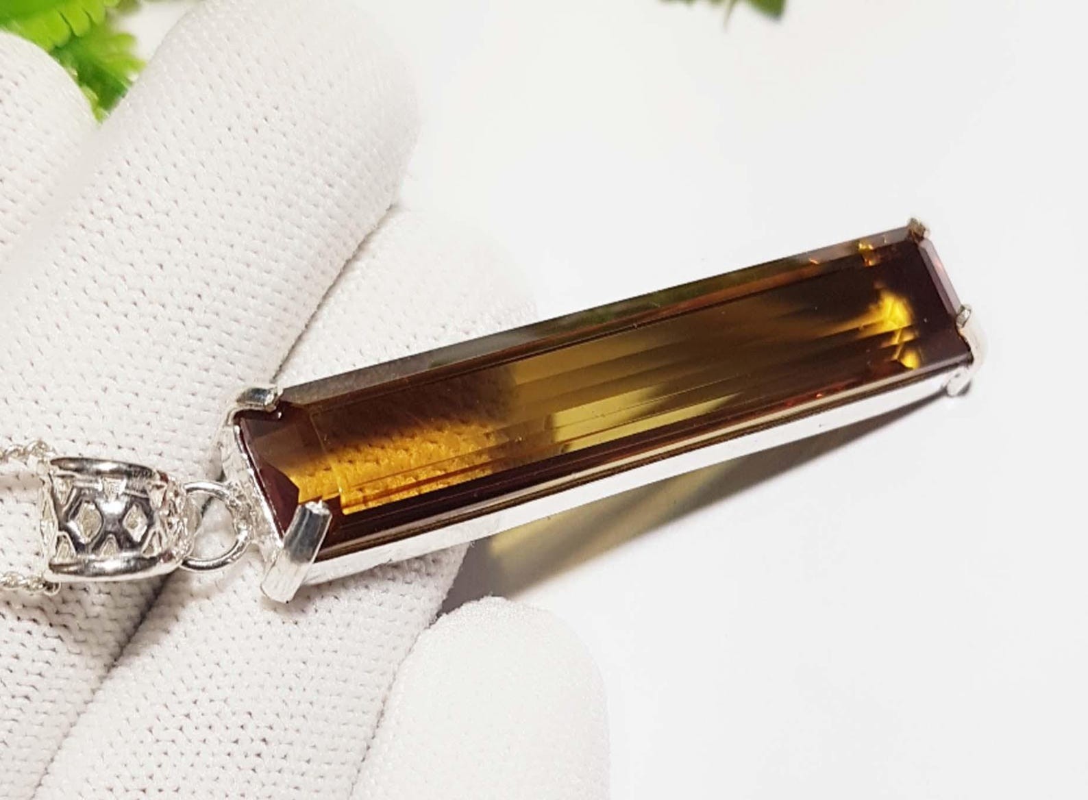 Certified 59 Ct Emerald Natural Zultanite 925 Silver Pendant Loose Gemstone A+