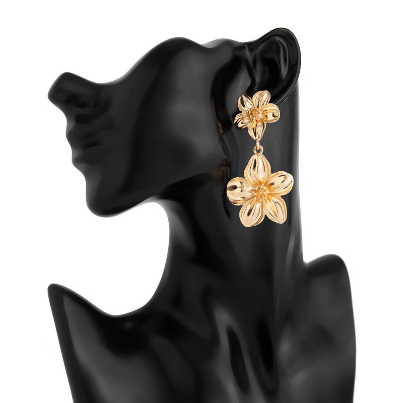 Women’s Jewelry Set Flower Pendant Ear Studs Necklace Alloy Fashion Gift