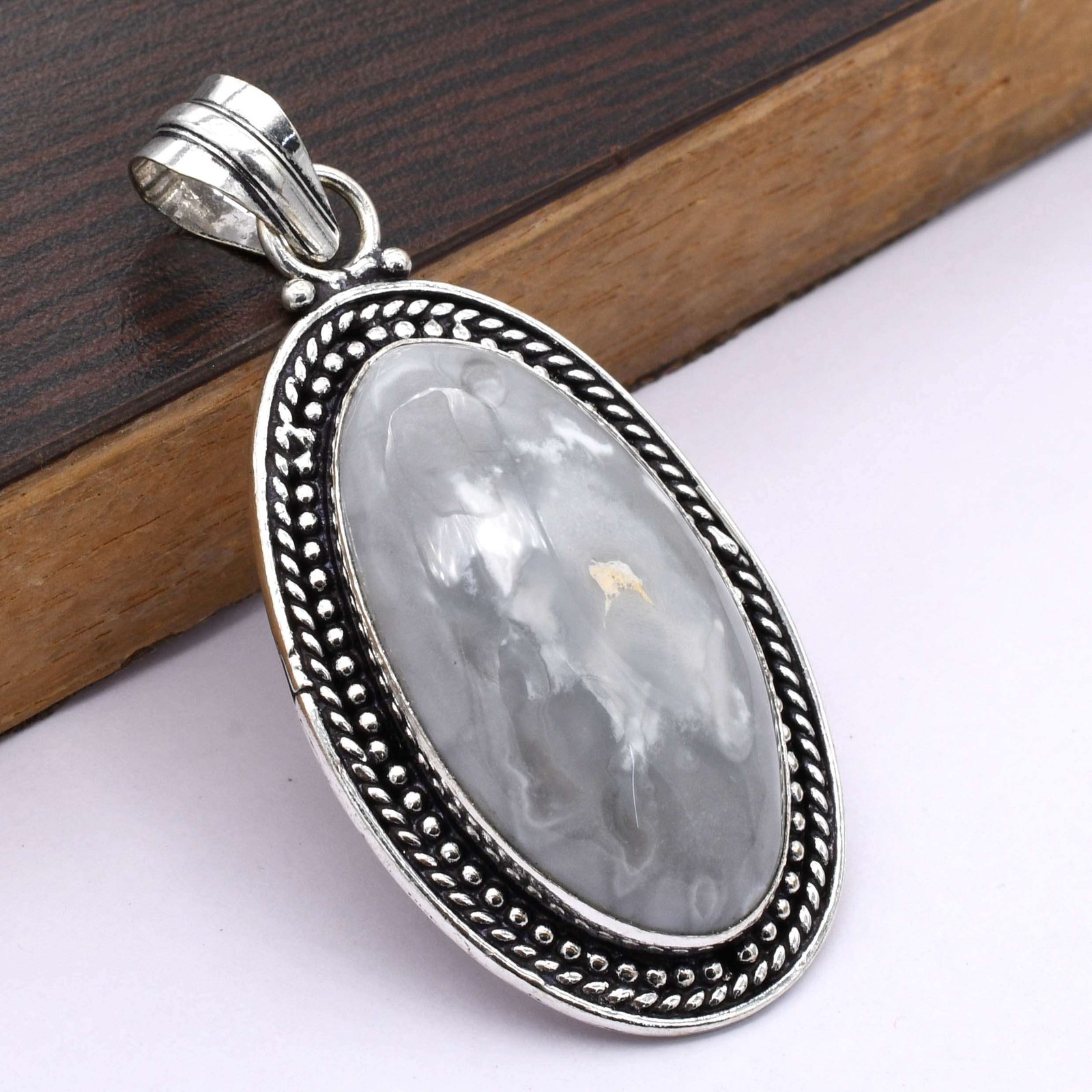 Agate Natural Gemstone Pendant Jewelry 1″ P 2685