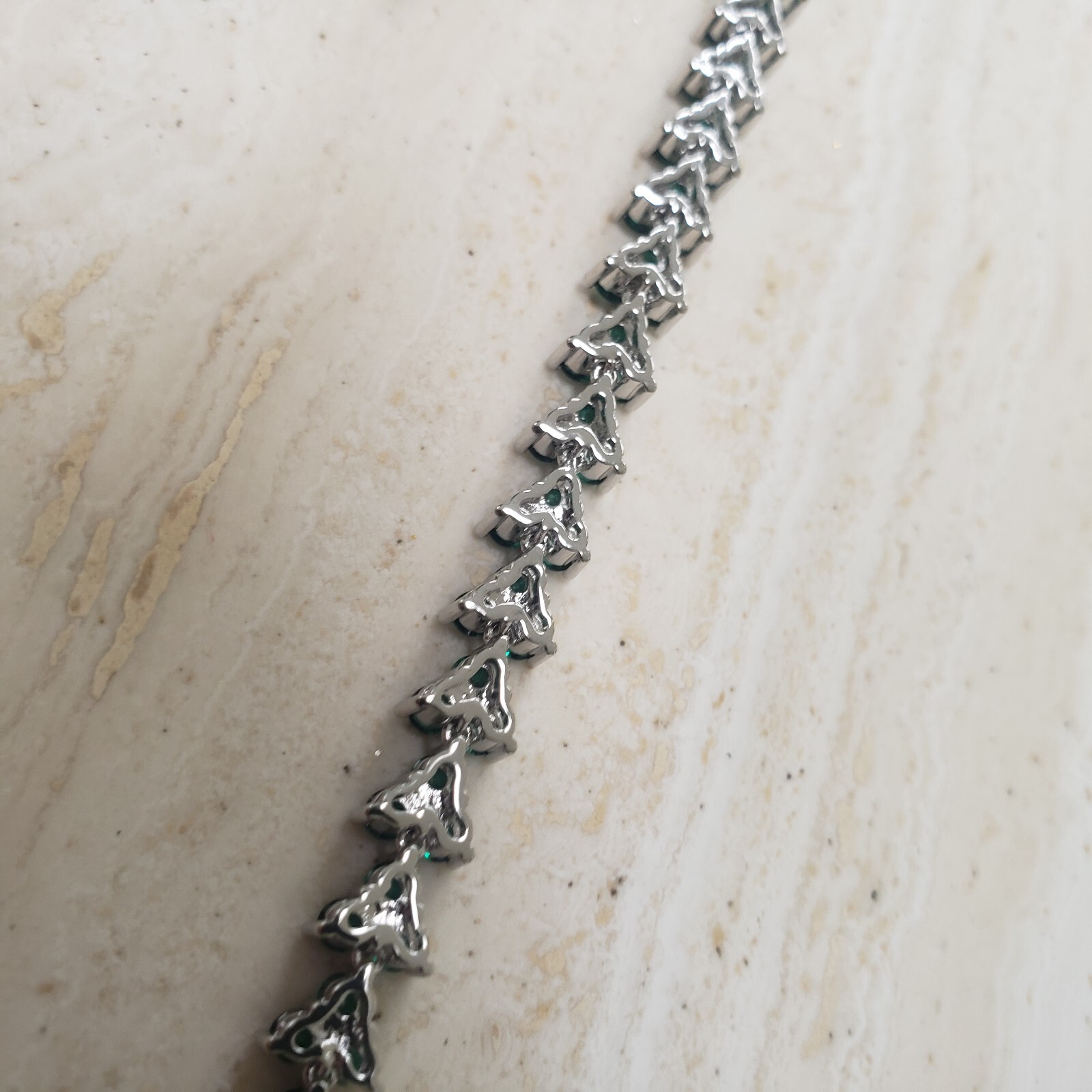 Austrian Green Crystal Tennis Bracelet/Anklet, 18.5cm /7.25 inches