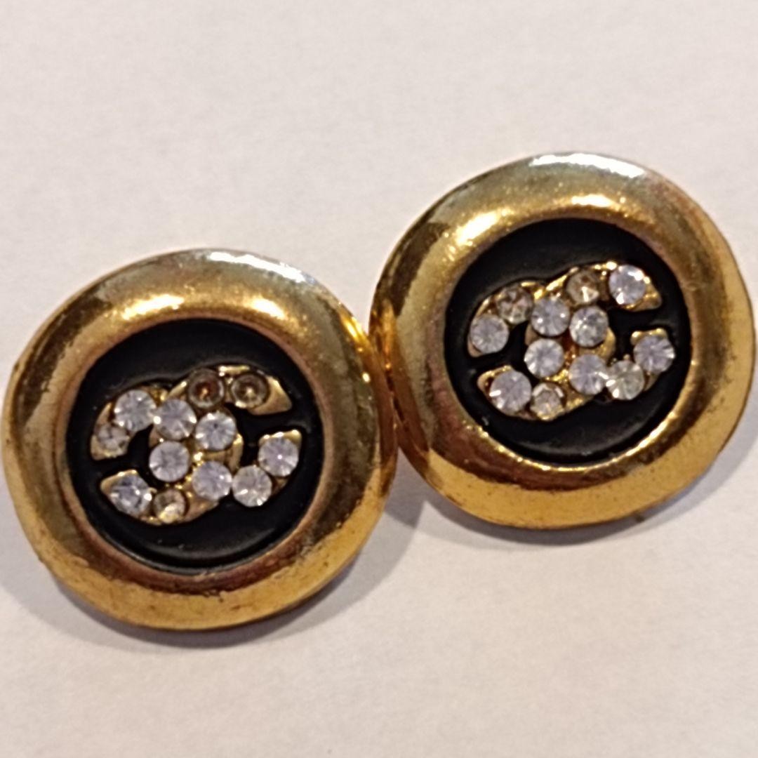 Chanel Earrings with Scratches and Stains No Accessories