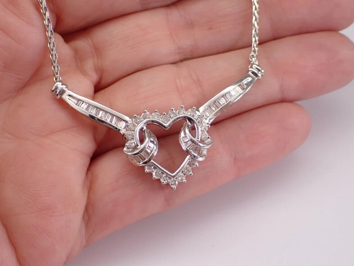2 Ct Round Cut Simulated Diamond Heart Shape Pendant In 14k White Gold Plated