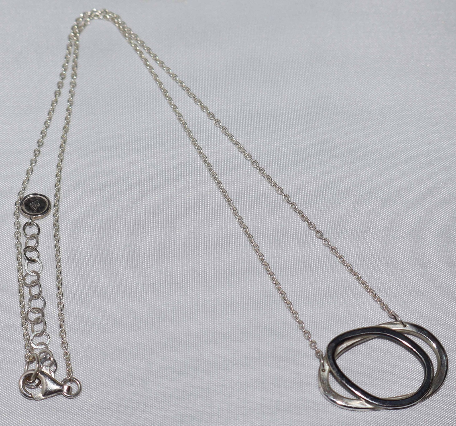 Silpada Sterling Silver Double Open Circle “All Around Chic” Necklace N3333