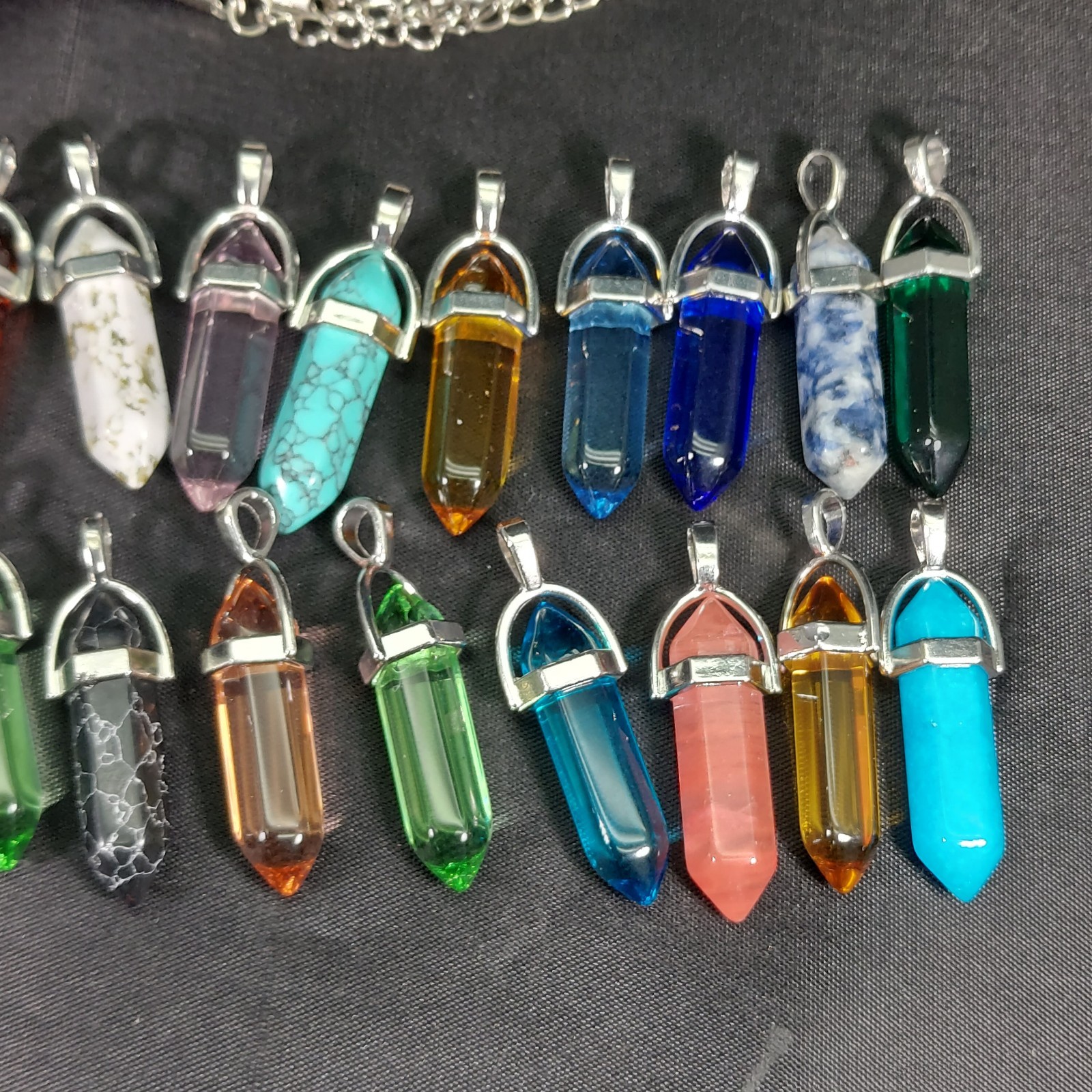 30pcs Mixed Natural Stone Point Chakra Healing Gemstone Pendants w/ Necklaces