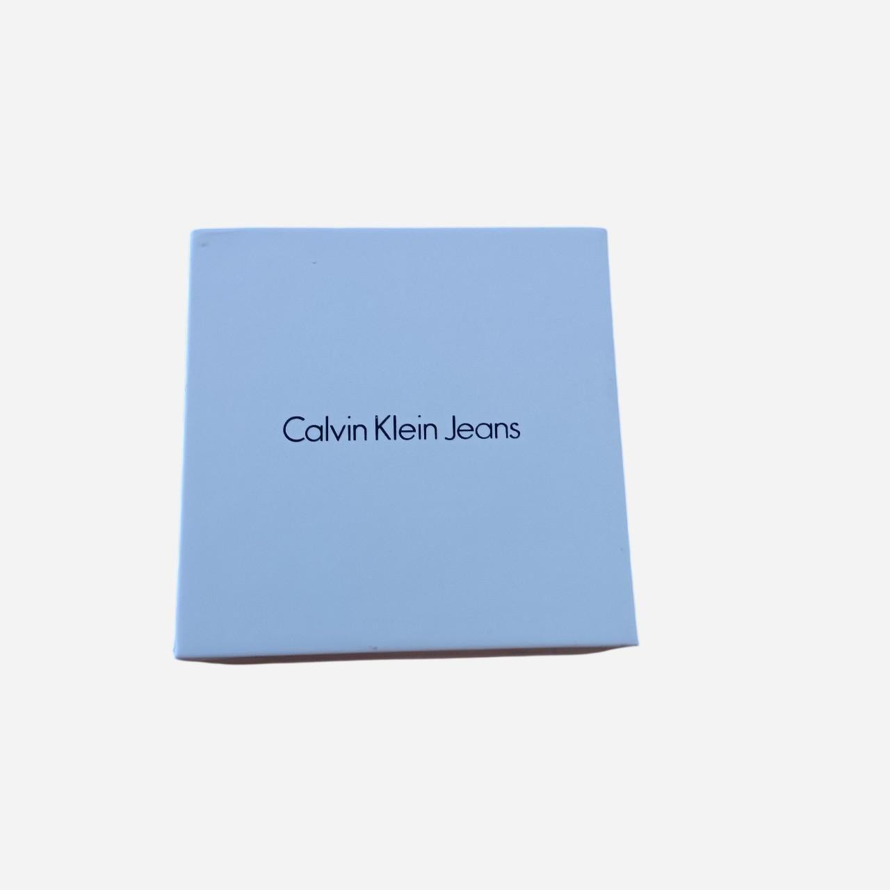 Calvin Klein Jeans New In Box Size 3.5 Ring Band Silver Tone Jewelry Women’s New