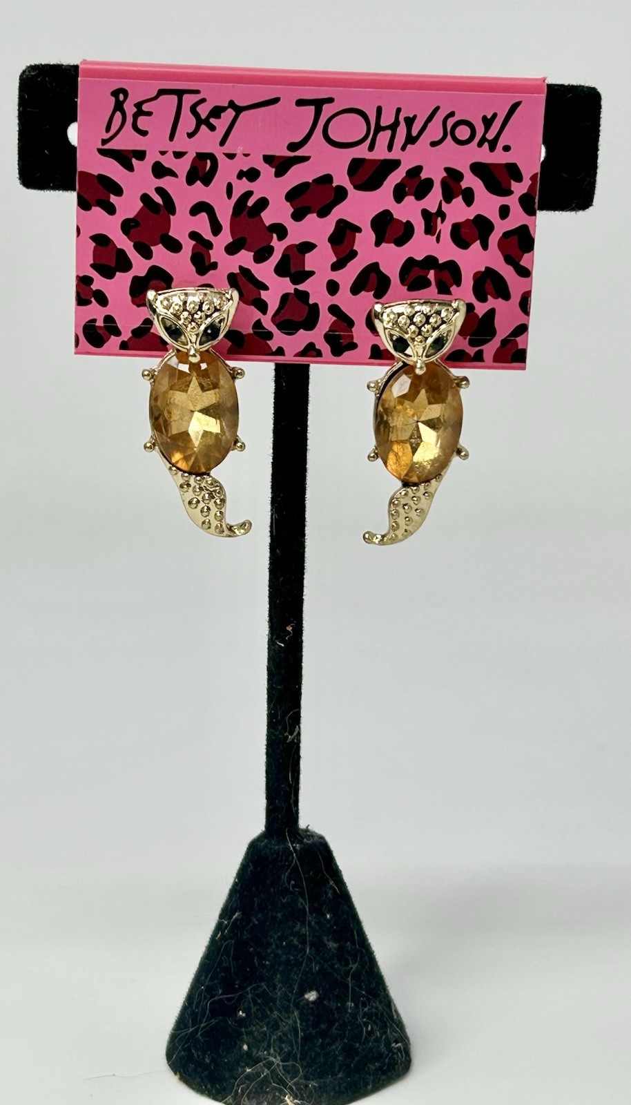 Betsey Johnson Raccoon Drop Stud Earrings B345