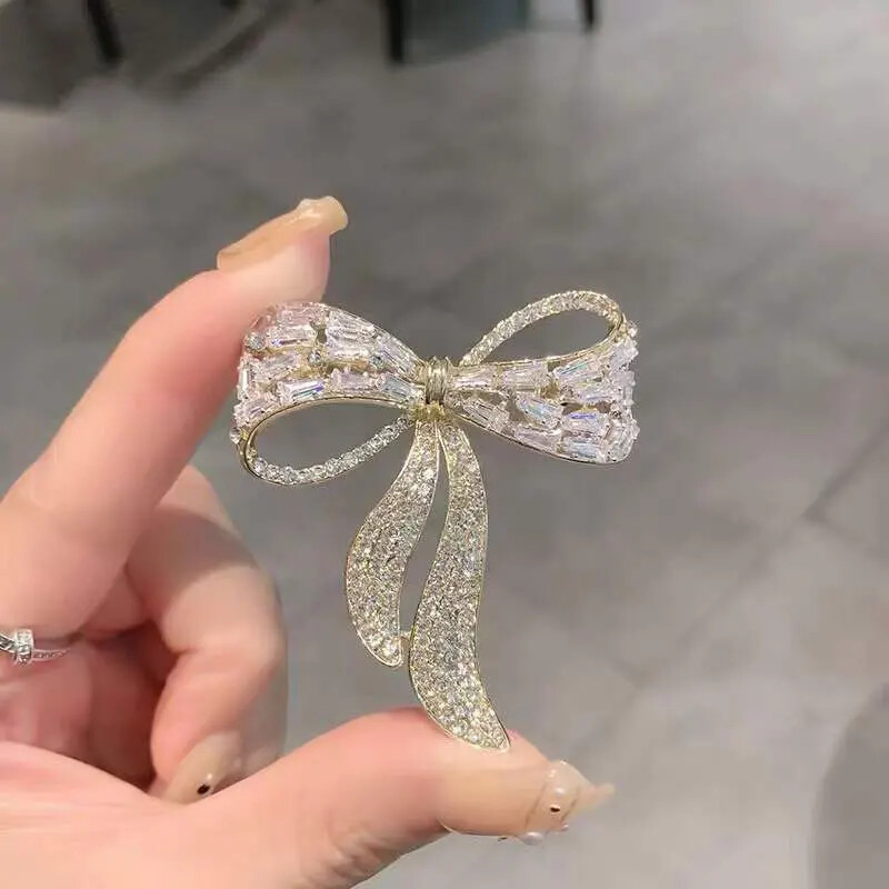 Female Bow Tie Zircon Rhinestone Brooch Simple Fashion Suit Corsage Pin
