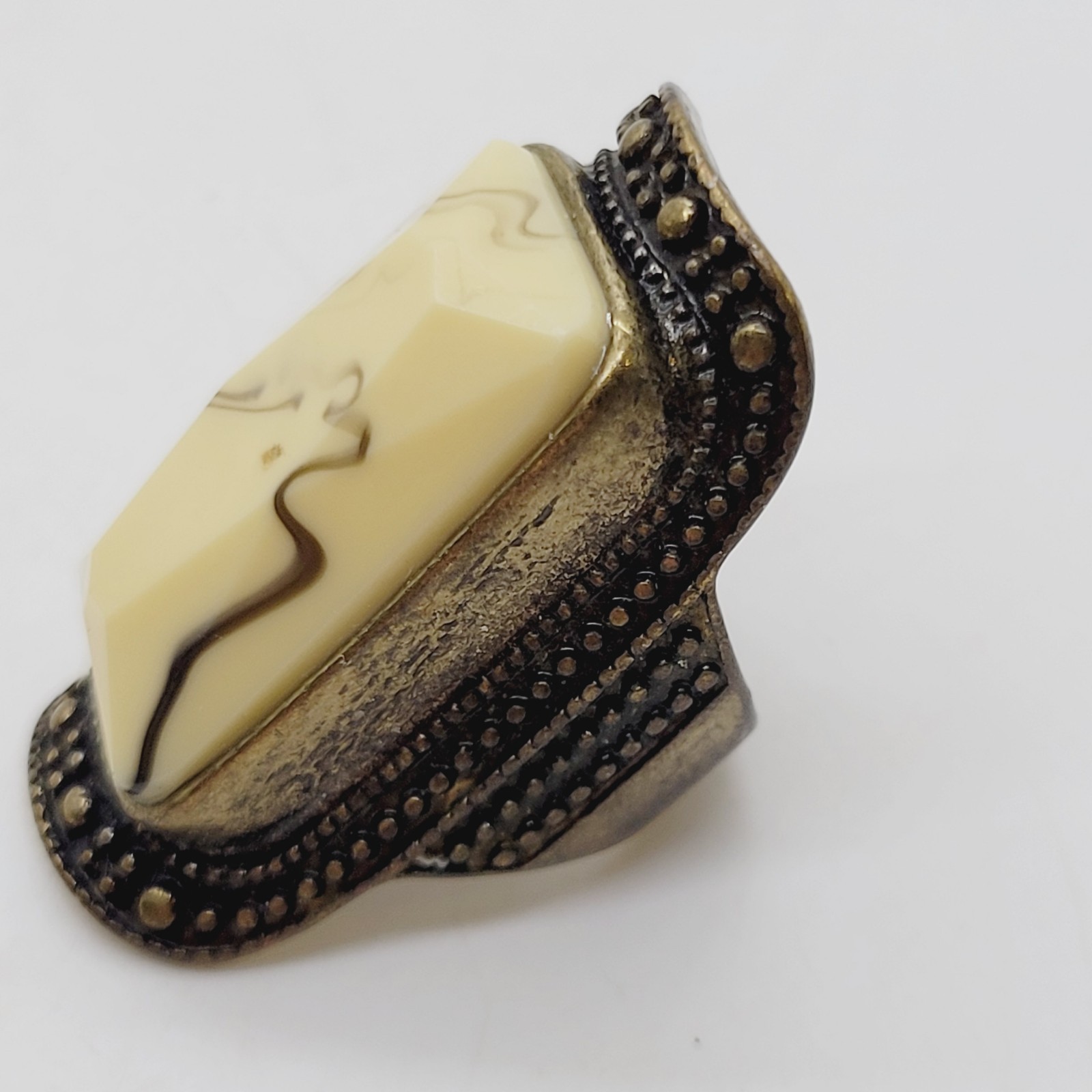 Womens Statement Ring Size 7.5 Rectangle Insert Marble Look Unknown Metal Base