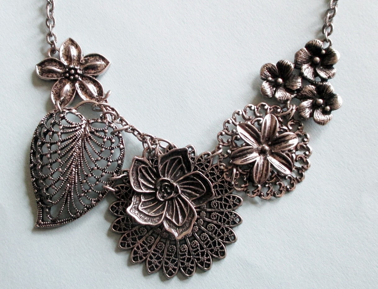 PD Premier Designs Bib Necklace Botanical Flowers Leaves Antiqued Silver Tone