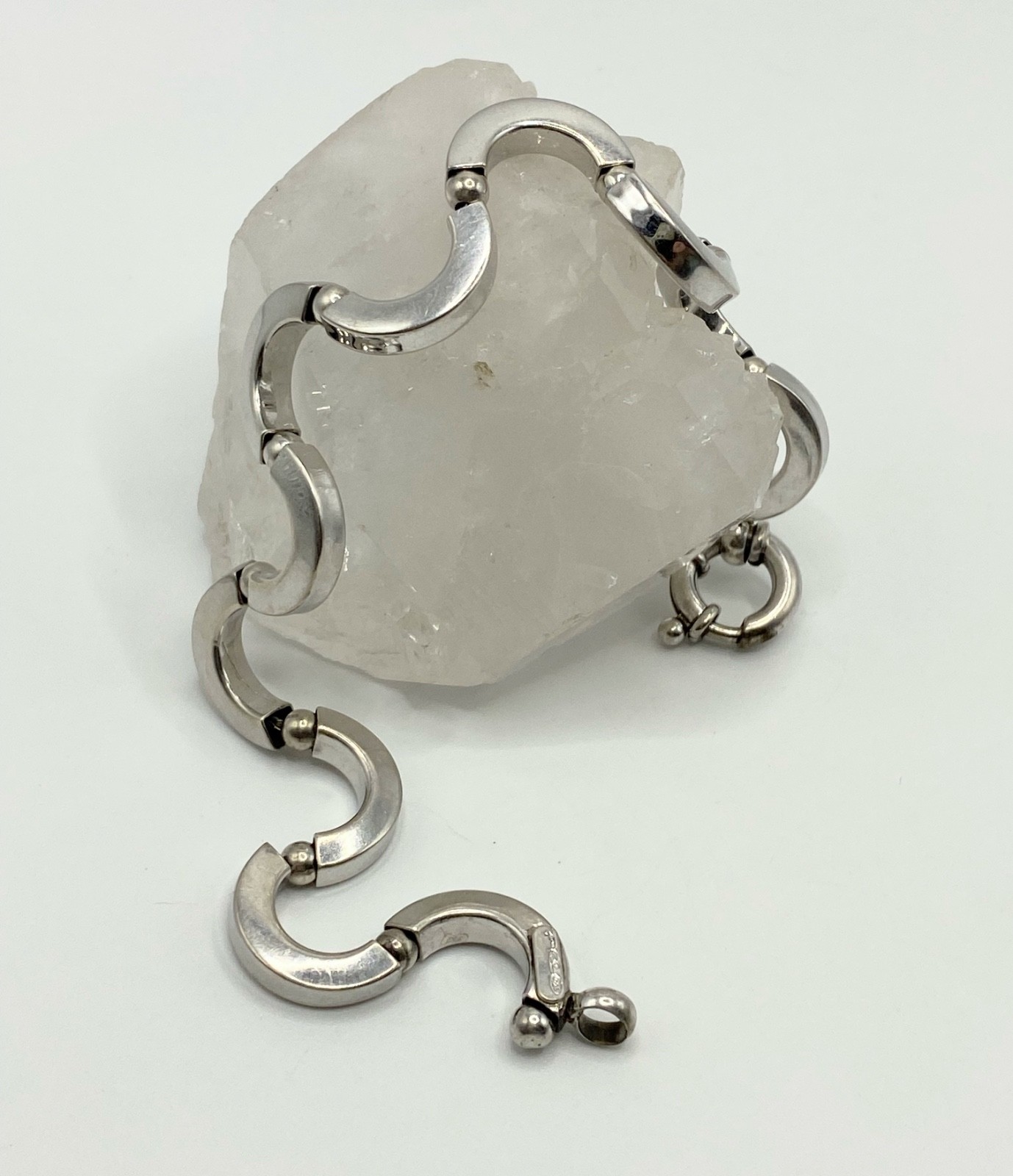 Unique Sterling Silver 925 Twisting C Link Bracelet 7 1/2” Long Artist Signed
