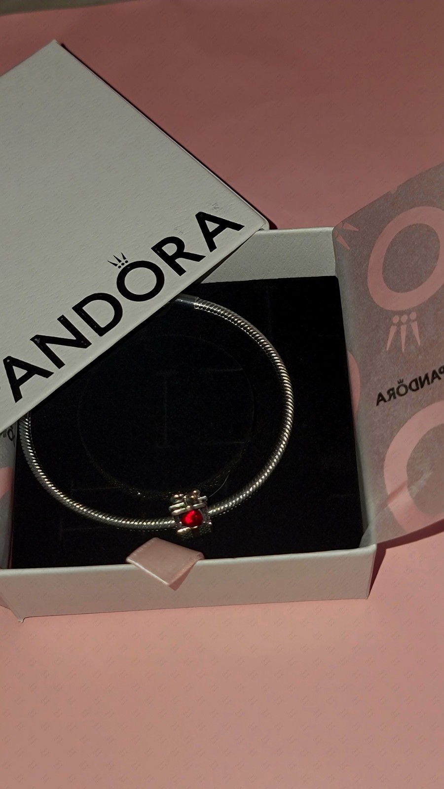 Authentic Pandora Moments 7.9″ (20cm) Bracelet & Sparkling Gift Box Charm w/Box