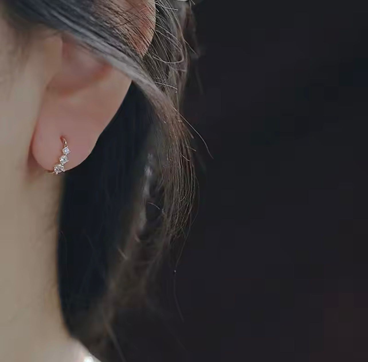 Earring For Women Beautiful Shaved With Three Shiny Stones Eye Catching