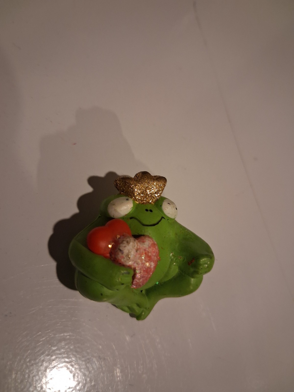 King Frog “Fun World” vintage pin 1984 Valentine’s Day USED Holiday