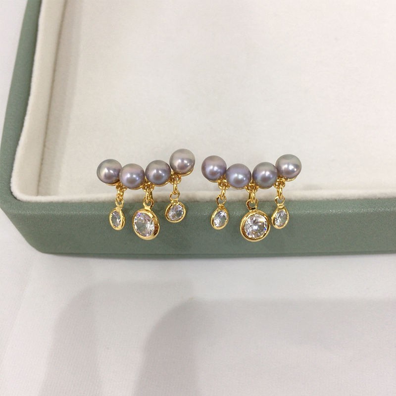Natural fresh water pearl earrings made with 925 sterling silver