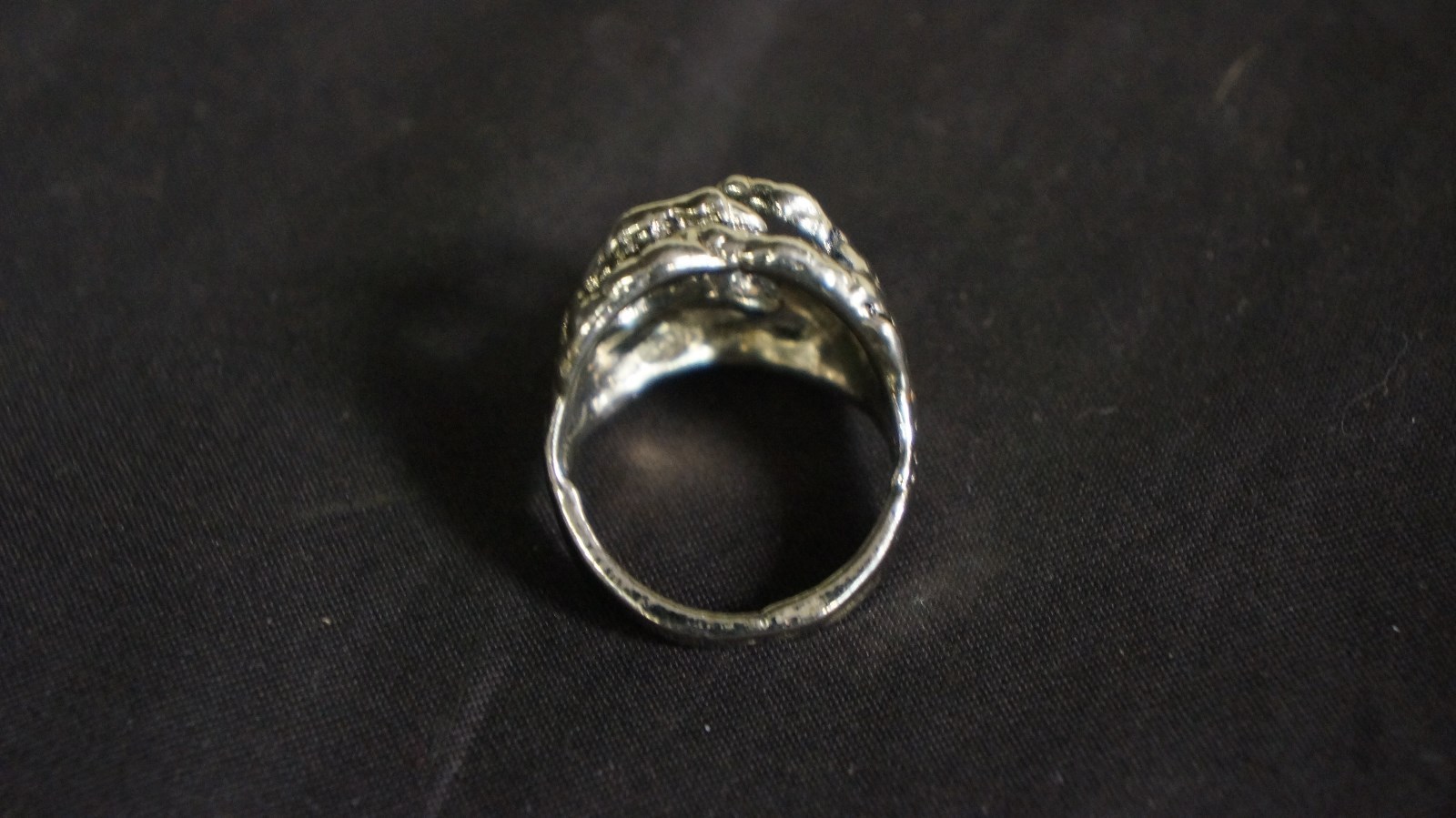 BIKER BASE METAL CLAW RING #1