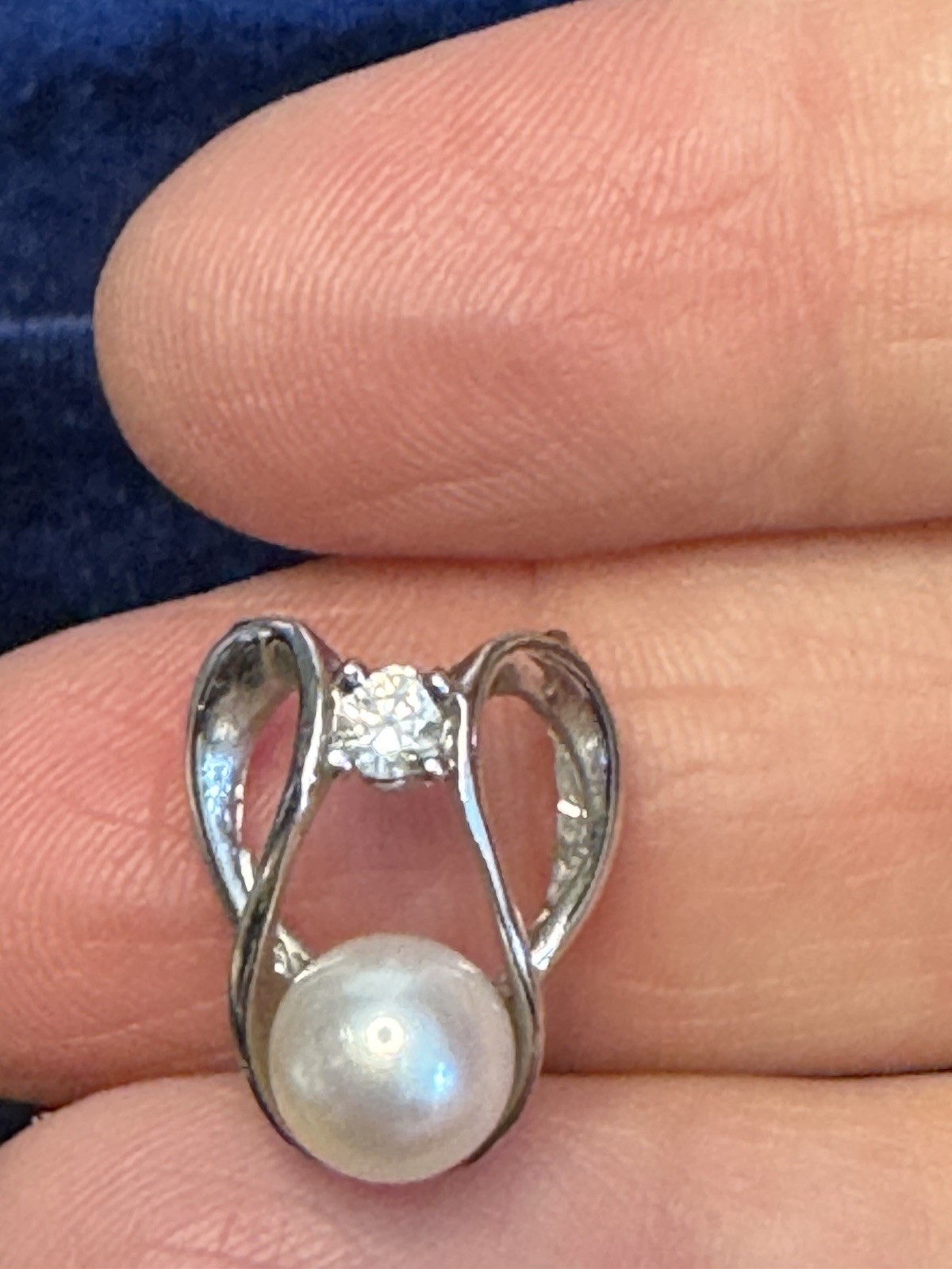 Sterling Silver Pearl & CZ Pendant Elegant Ribbon Swirl Estate Fine Jewelry en