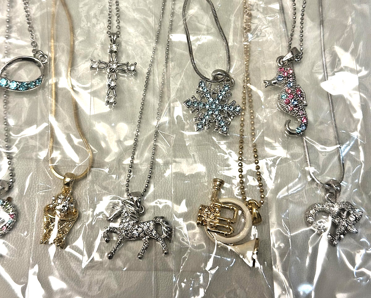 New 20pcs Crystal Charm Pendant Necklaces Jewelry #54 Love Infinity K-Fashion