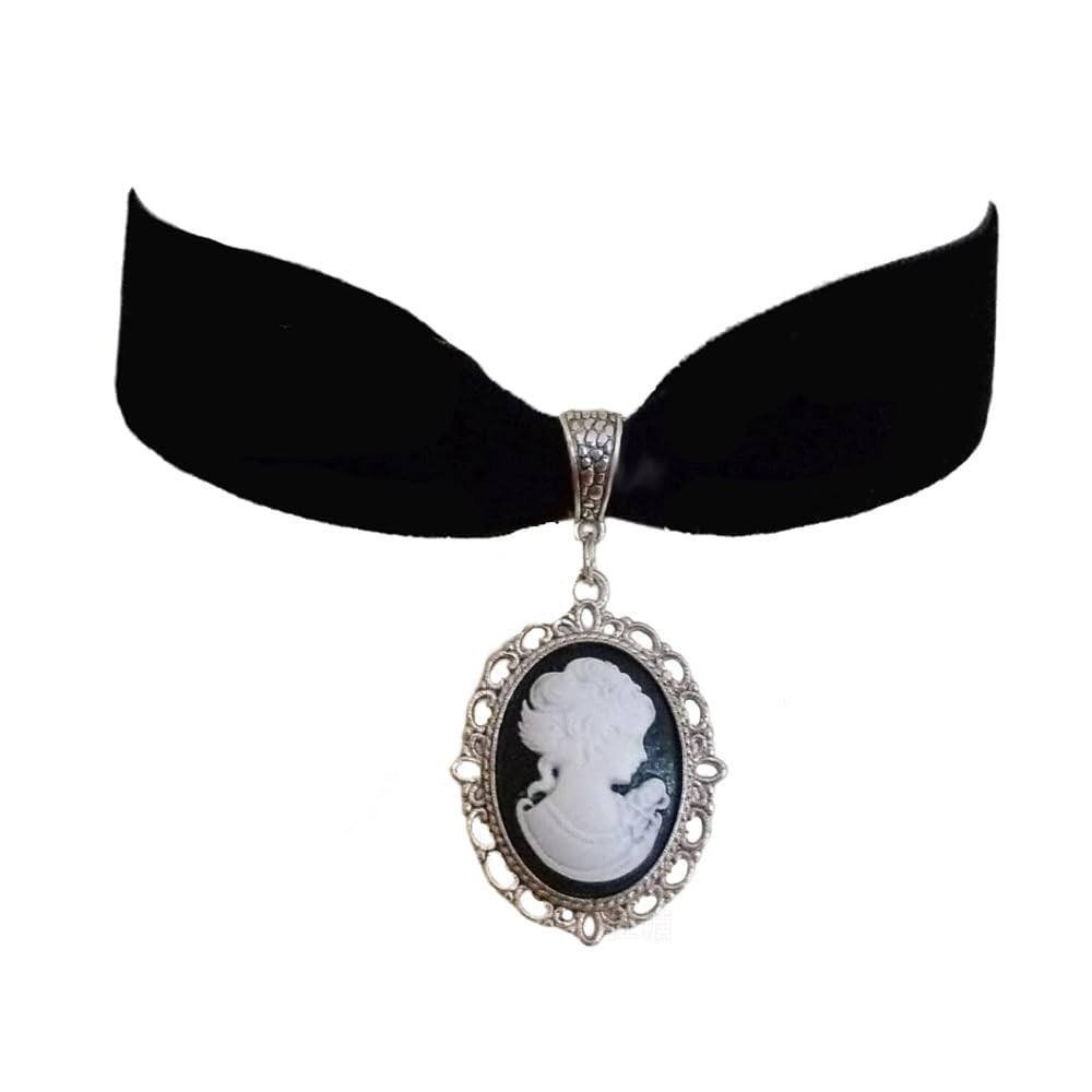 Black Velvet Princess Pendant Choker Necklace for Women Fashion Vintage Victo…