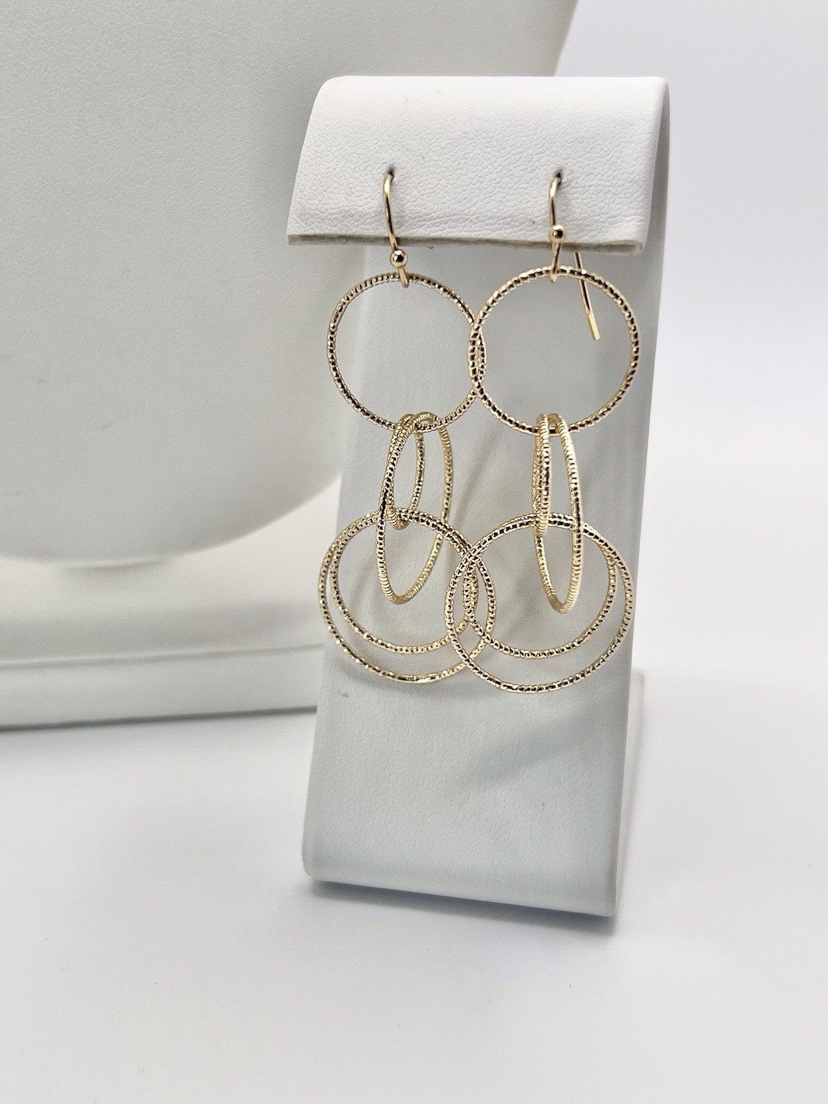 TALBOTS Textured Gold Tone Round Link Necklace / Dangle Earrings Set Sparkles!