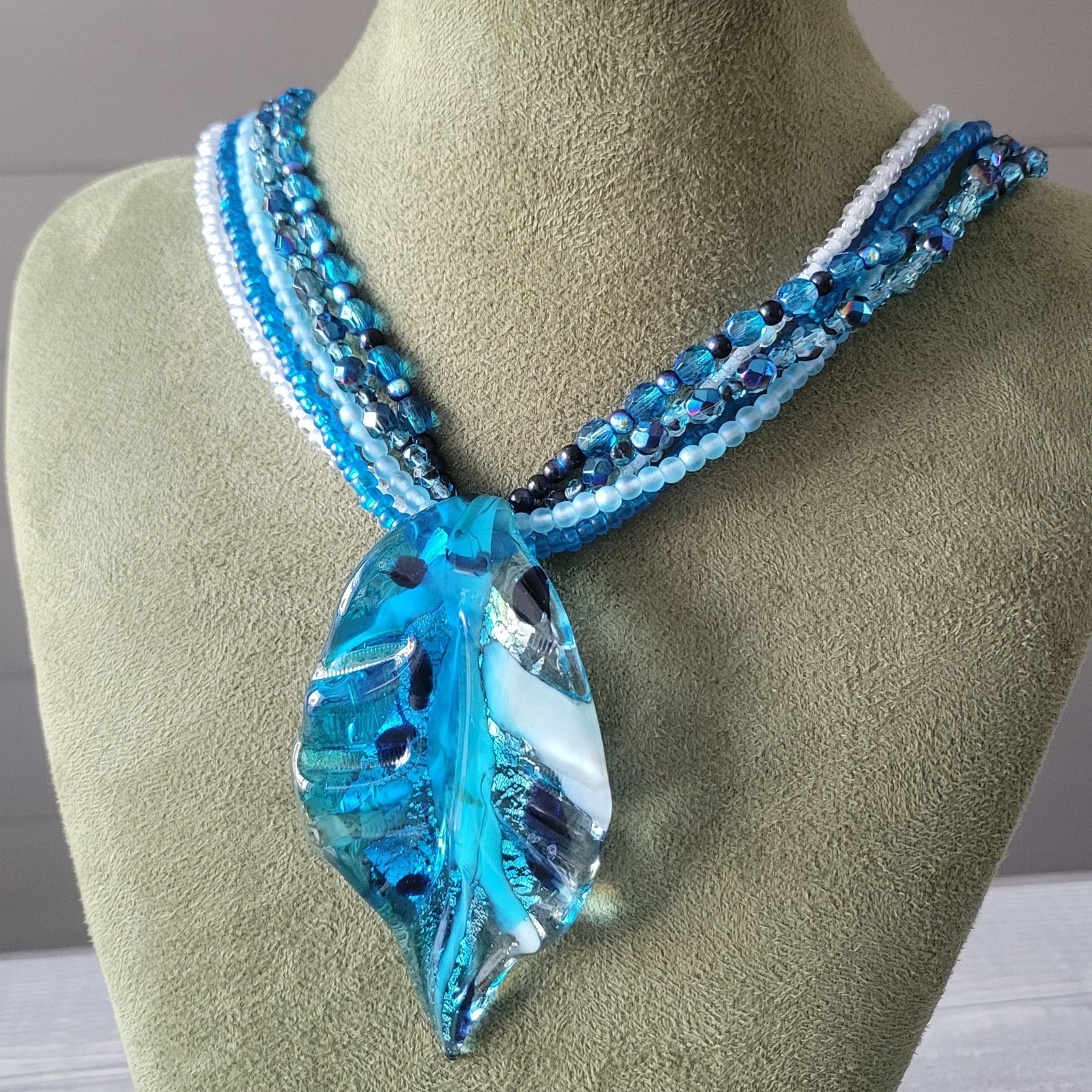 Murano Italian Glass Large Pendant Bead Necklace 925 Clasp Blues * BEAUTIFUL *