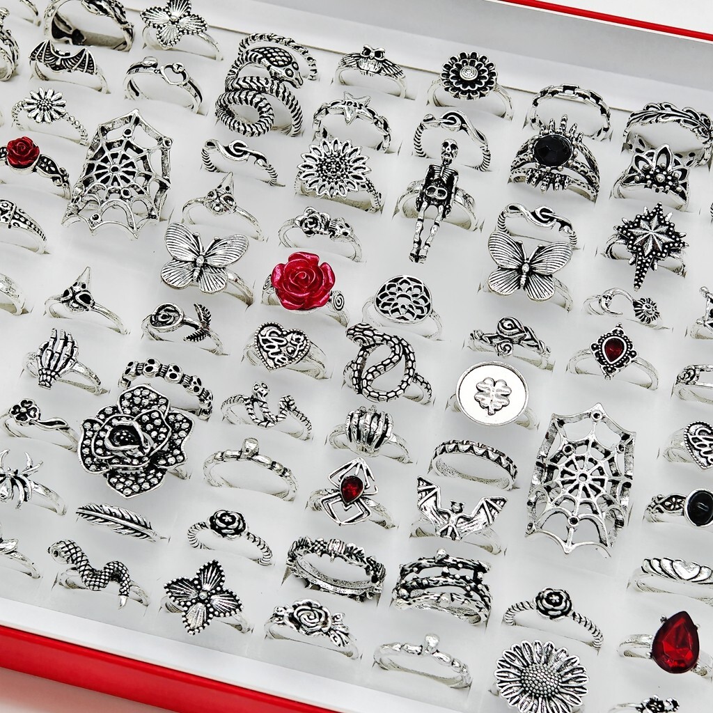 Wholesale 50pcs Mix Punk Gothic Vintage Rings Alloy Plated Silver Skull Ring Lot