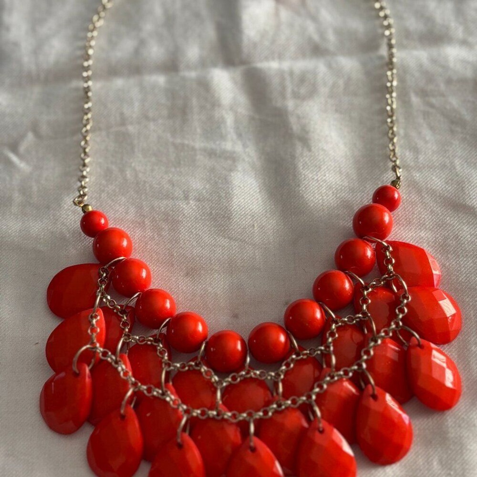 Red Statement Bib Necklace Faceted Teardrop Beads Bold Fashion Jewelry