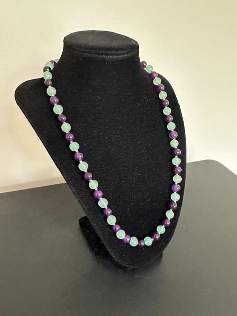 Natural Green Aventurine Purple Amethyst 8 mm Gemstone Beads 20″ Necklace.